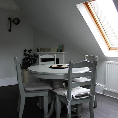 Lovely 3 Bed Condo Reigate Buitenkant foto